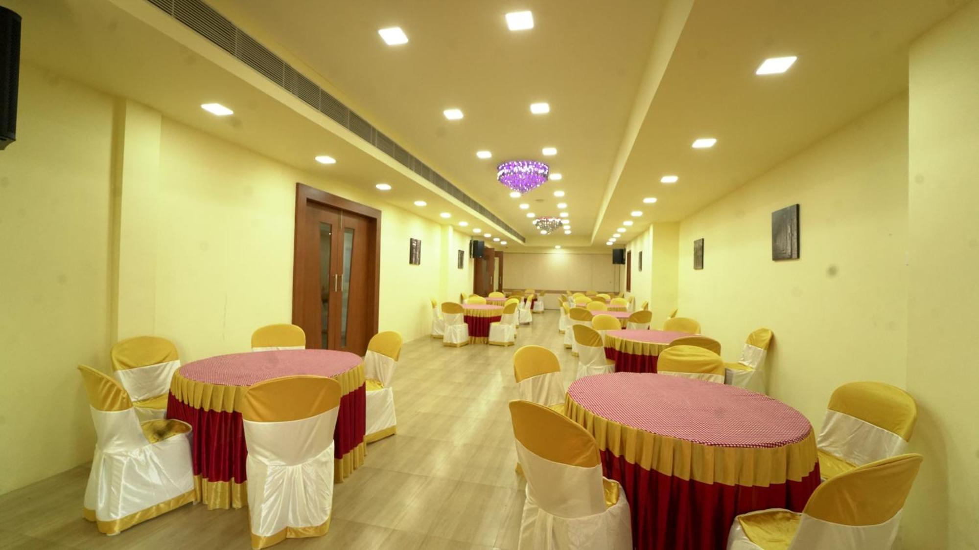 Kfour Apartment & Hotels Private Limited Madurai Exterior foto
